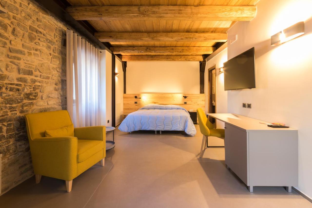 Borgotufi Albergo Diffuso Castel del Giudice Esterno foto